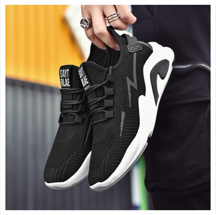 Men’s Metro Move Shoe – Black Edition