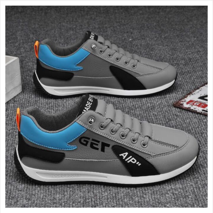 Men’s Gray Pace Shoe – Light & Cool